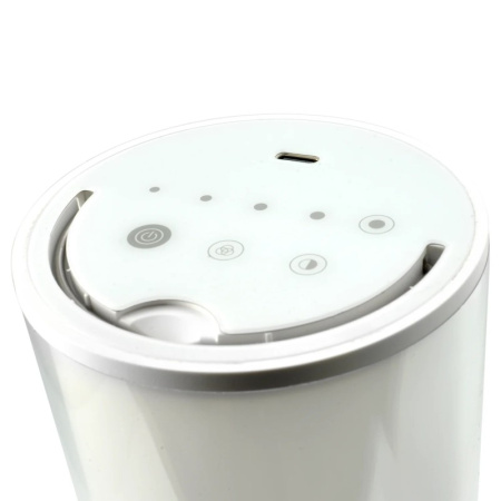 VIEDĀ NAKTS LAMPAS ROKTURIS RGBIC AKUMULATORS USB-C WIFI TUYA